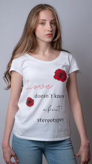 LOVE DOESN´T KNOW  ABOUT STEREOTYPES