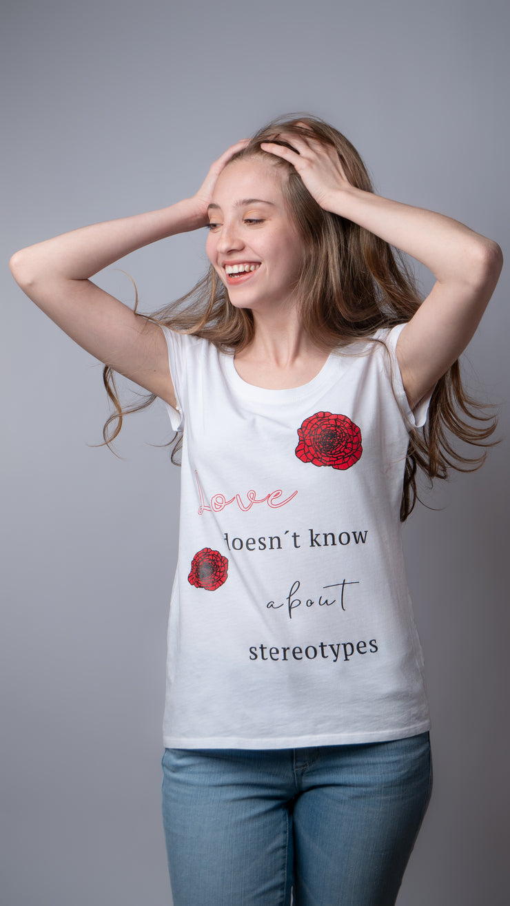 LOVE DOESN´T KNOW  ABOUT STEREOTYPES